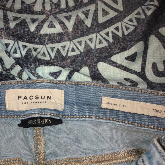 Pacsun Ripped Jean - Picture 4 of 4